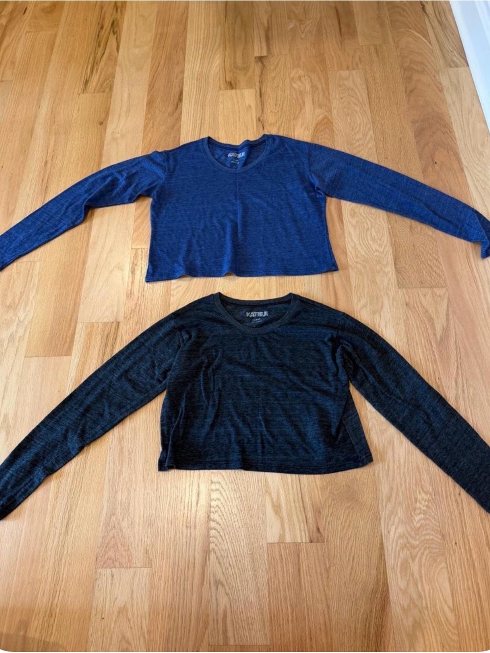 Katie J NYC Long-Sleeve Cropped Tees in Navy and Black